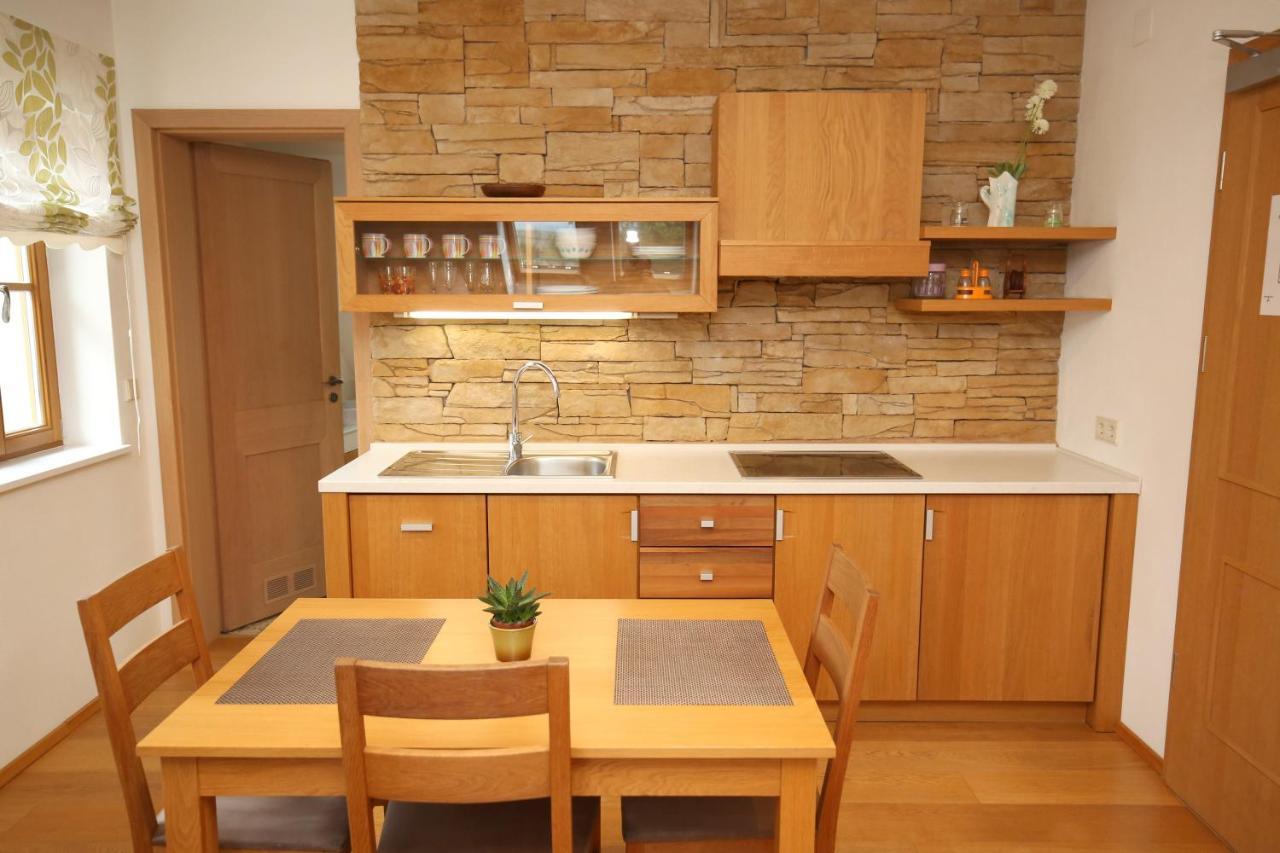 Apartments Vrdjan Cerknica Zewnętrze zdjęcie