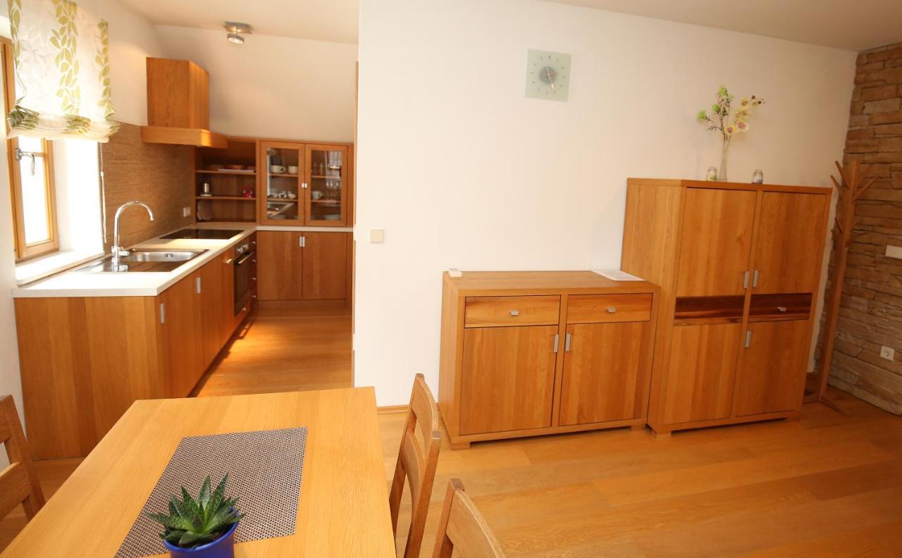 Apartments Vrdjan Cerknica Zewnętrze zdjęcie