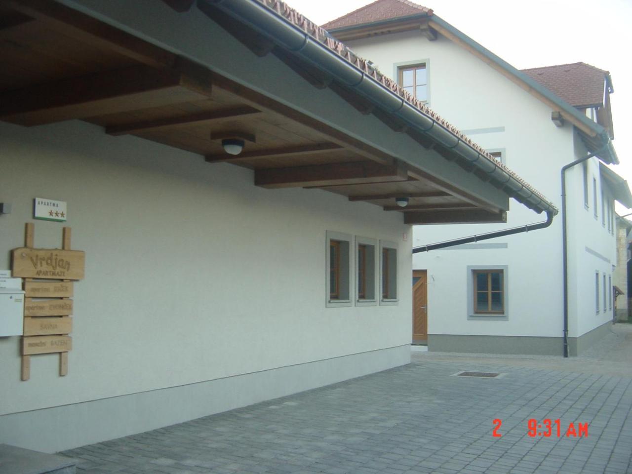 Apartments Vrdjan Cerknica Zewnętrze zdjęcie